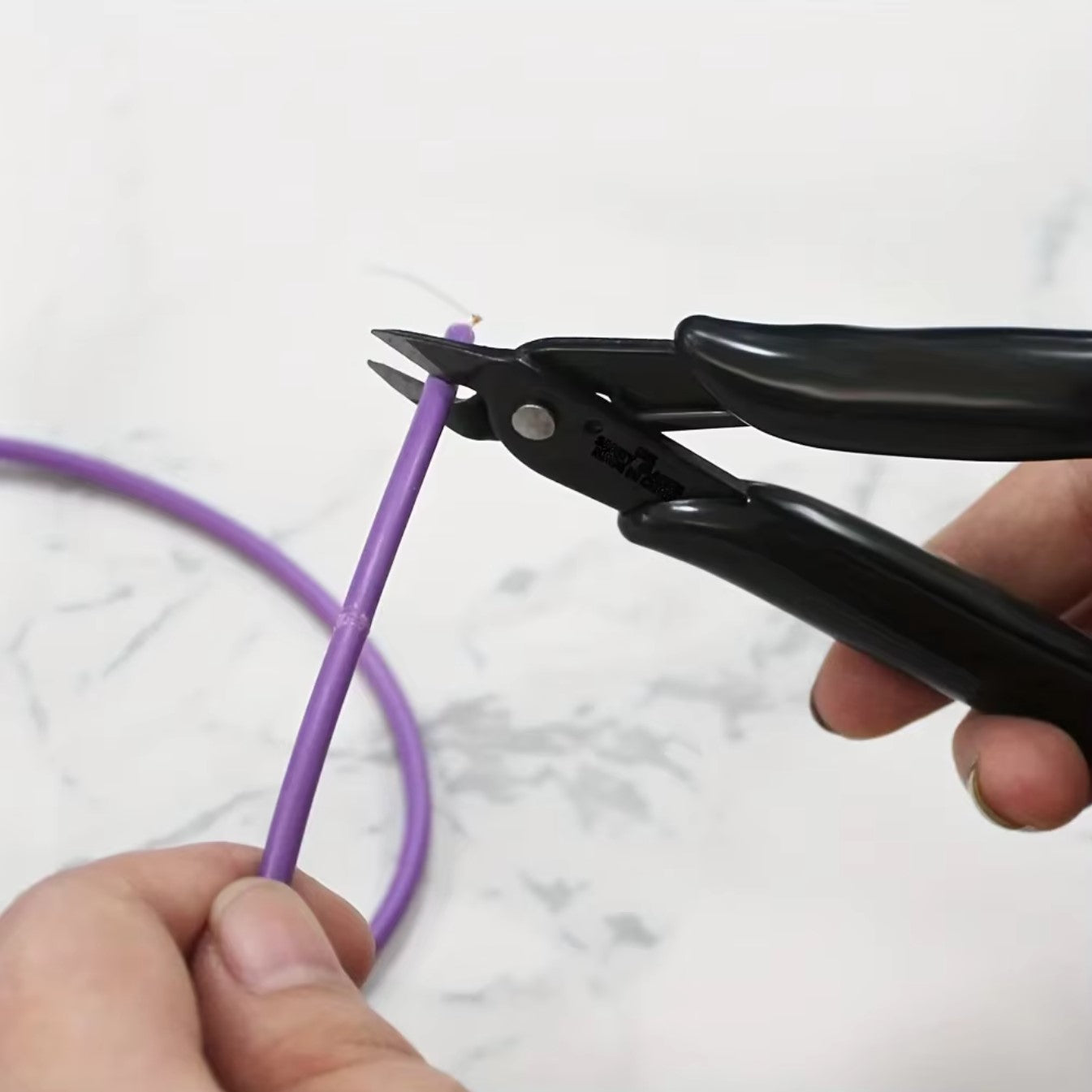 Precision Flush Cutters, Ideal for Plastic Sprue Trimming. Side Cut Pliers