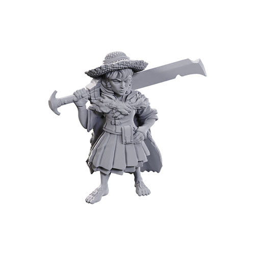 WizKids - Pathfinder Battles Deep Cuts: Female Halfling Magus Low-Level